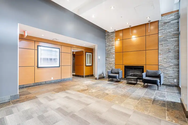 1209 660 NOOTKA WAY - photo 4 of 39