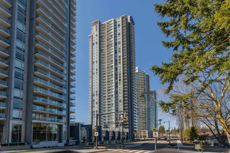 1910 13696 100 AVENUE - photo 2 of 38