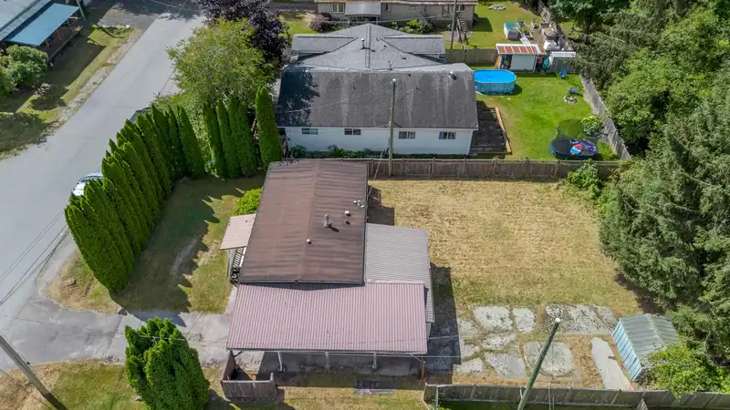 36 BRACKEN PARKWAY - photo 2 of 12
