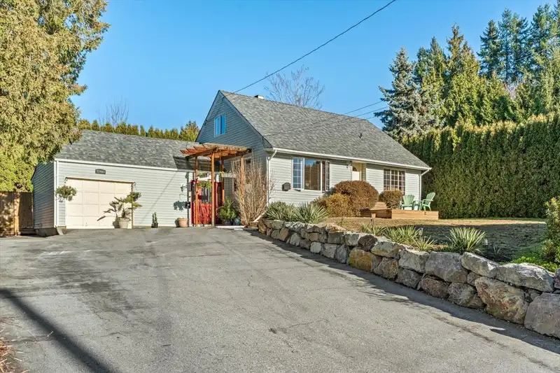 32485 MCRAE AVENUE - photo 1 of 40