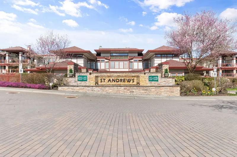 305 16499 64 AVENUE - photo 1 of 25