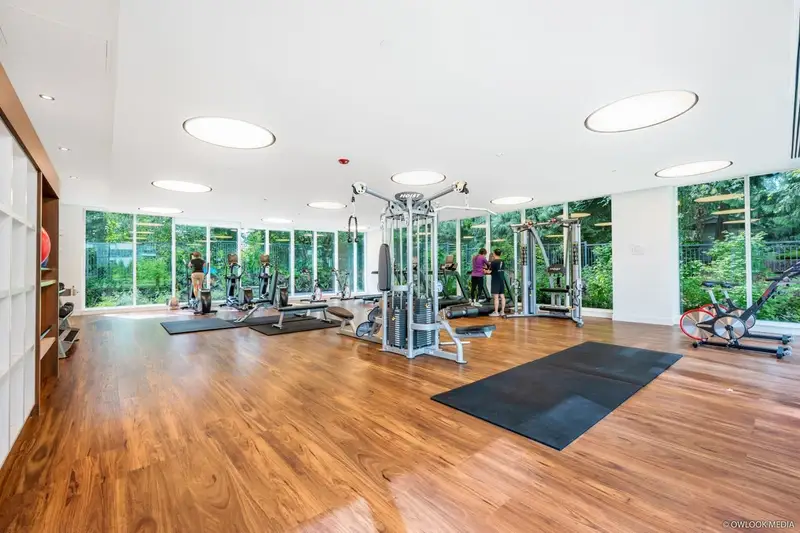 1805 595 AUSTIN AVENUE - photo 4 of 25