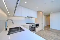 1009 318 ALDERSON AVENUE - thumbnail 8