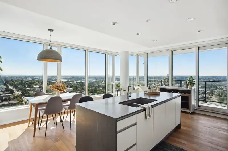 2108 8555 GRANVILLE STREET - photo 1 of 26