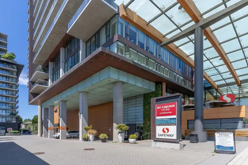 2108 8555 GRANVILLE STREET - photo 3 of 26
