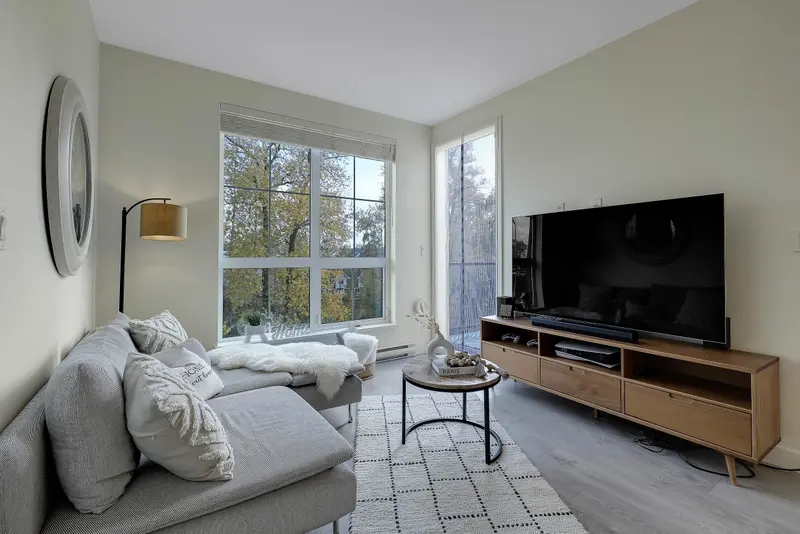 602 8379 201 STREET - photo 4 of 25