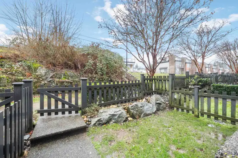 35 13819 232 STREET - photo 4 of 33