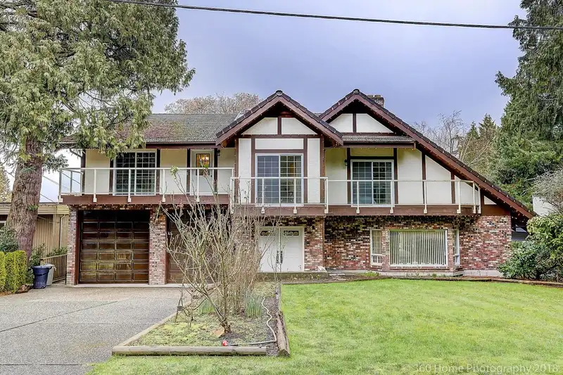 946 GALE DRIVE - photo 1 of 27