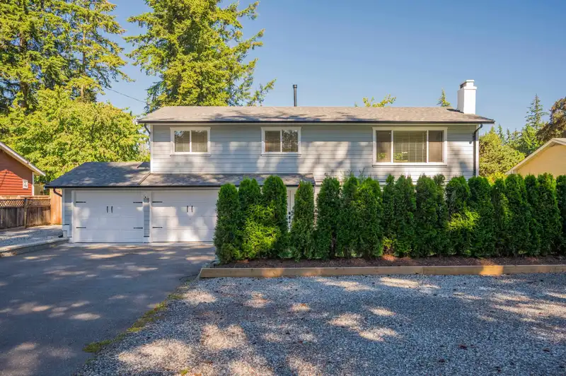 3748 197A STREET - photo 4 of 40