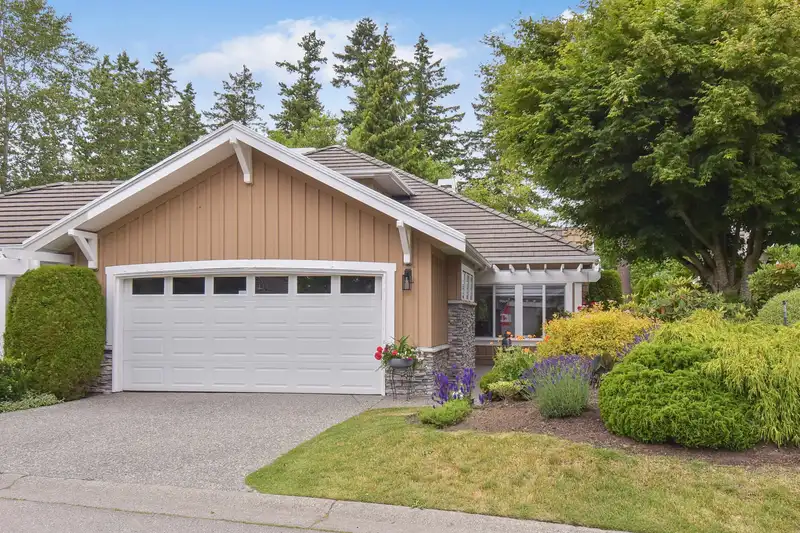 5 18088 8 AVENUE - photo 2 of 27
