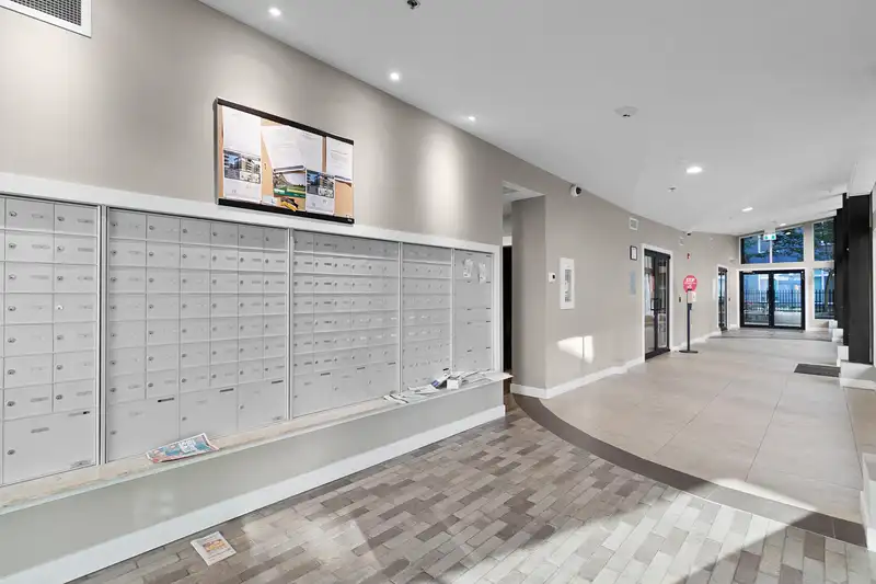 612 11077 RAVINE ROAD - photo 4 of 35