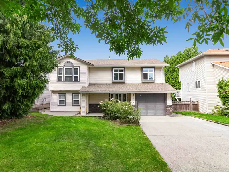 26453 32 AVENUE - photo 1 of 33