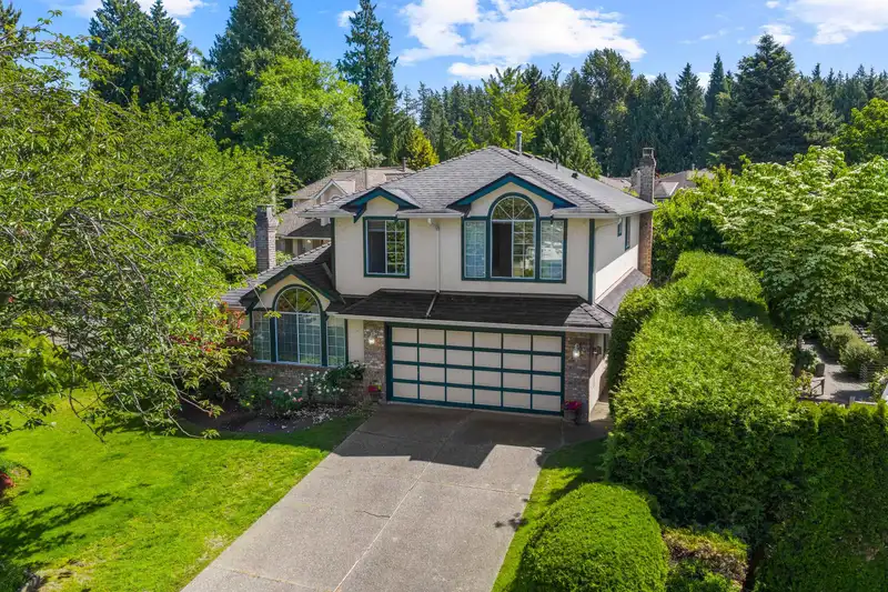 6240 PARKTREE PLACE - photo 1 of 40