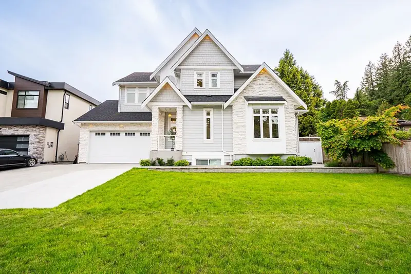 9879 LYNCEAN DRIVE - photo 1 of 25