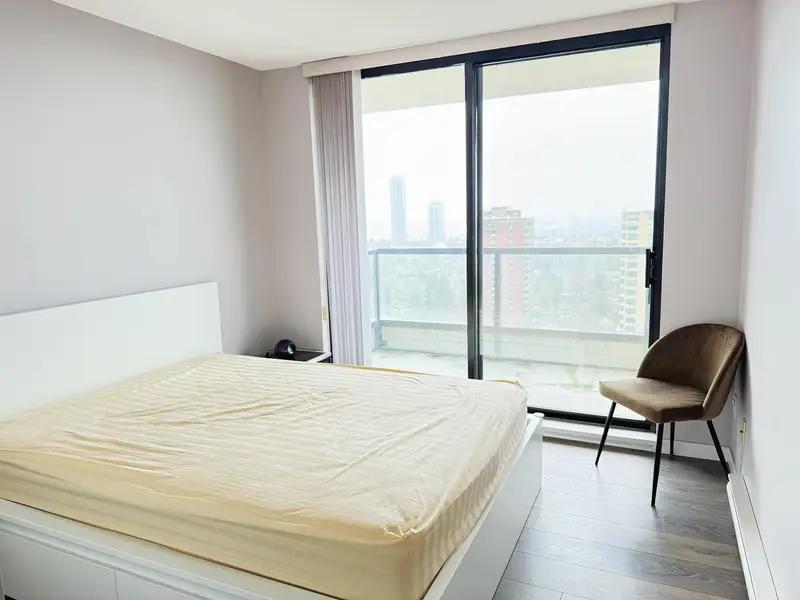 1606 7063 HALL AVENUE - photo 4 of 7