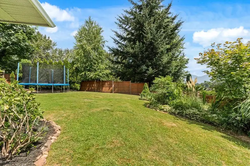 8767 FREELAND PLACE - photo 4 of 40