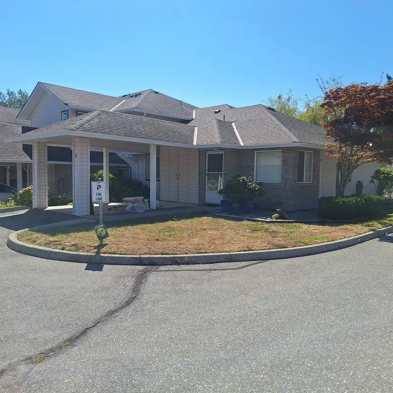 48 15020 66A AVENUE - photo 1 of 19