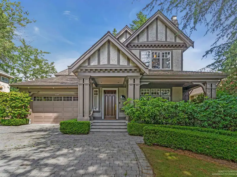 6362 CHURCHILL STREET - photo 1 of 40