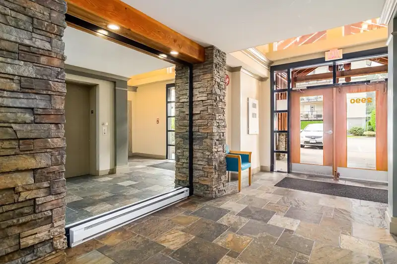 115 2990 BOULDER STREET - photo 2 of 37
