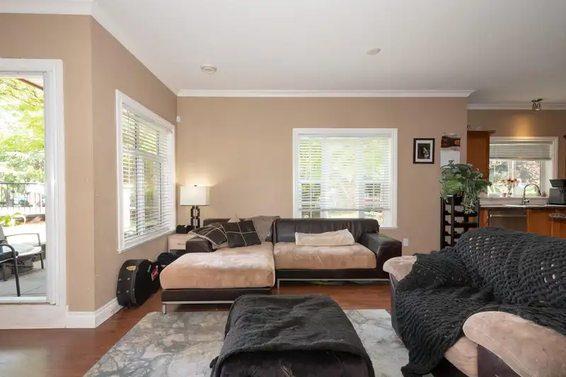 101 20286 53A AVENUE - photo 3 of 30