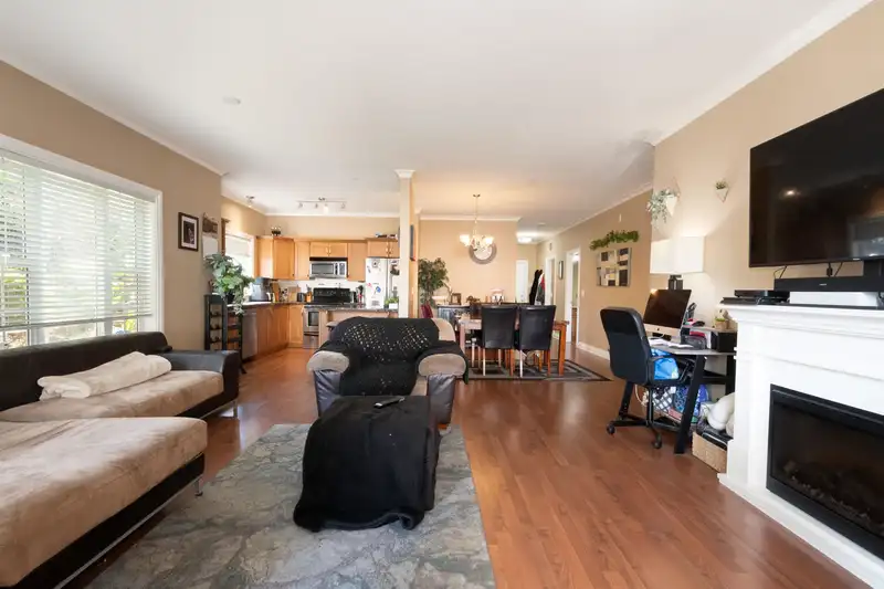 101 20286 53A AVENUE - photo 4 of 30