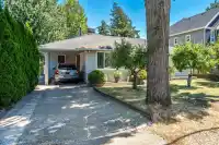 8726 154B STREET - thumbnail 2