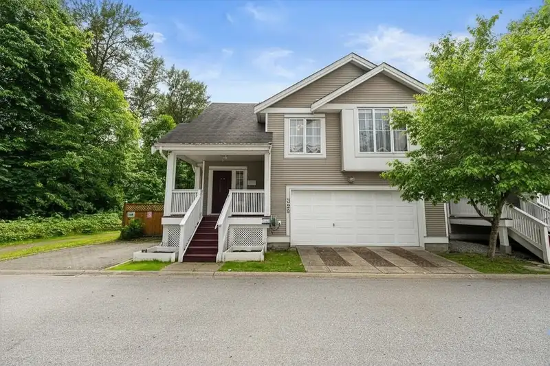 328 3000 RIVERBEND DRIVE - photo 1 of 40