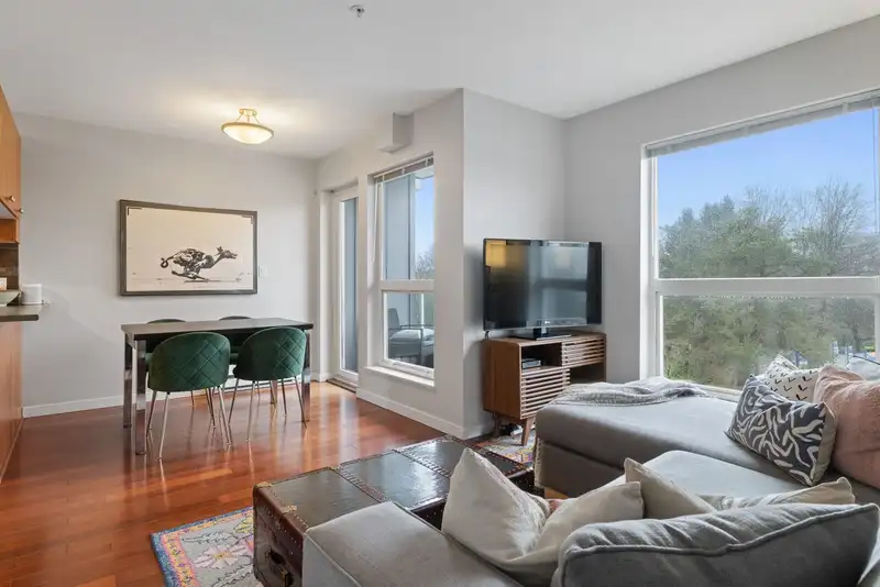 412 2891 E HASTINGS STREET - photo 2 of 24