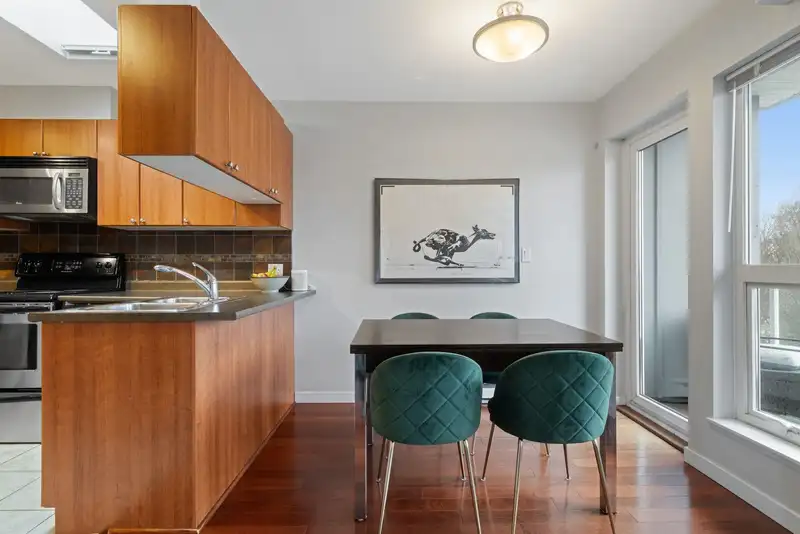 412 2891 E HASTINGS STREET - photo 3 of 24