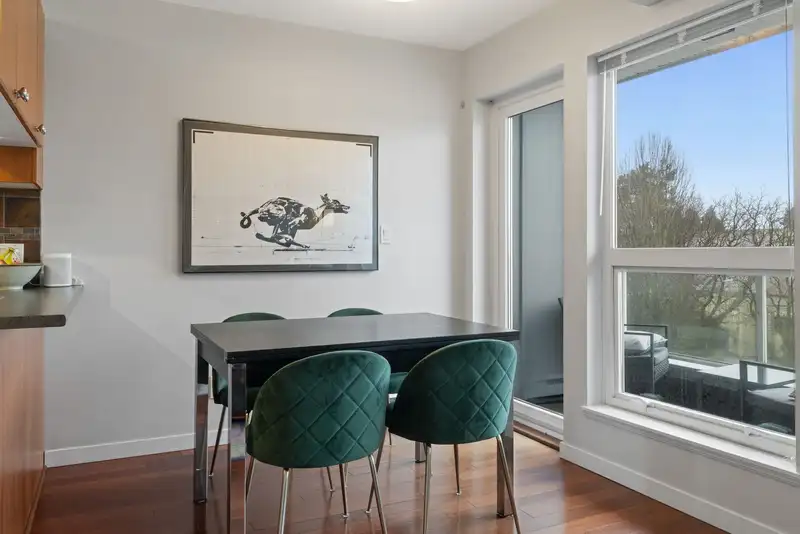 412 2891 E HASTINGS STREET - photo 4 of 24
