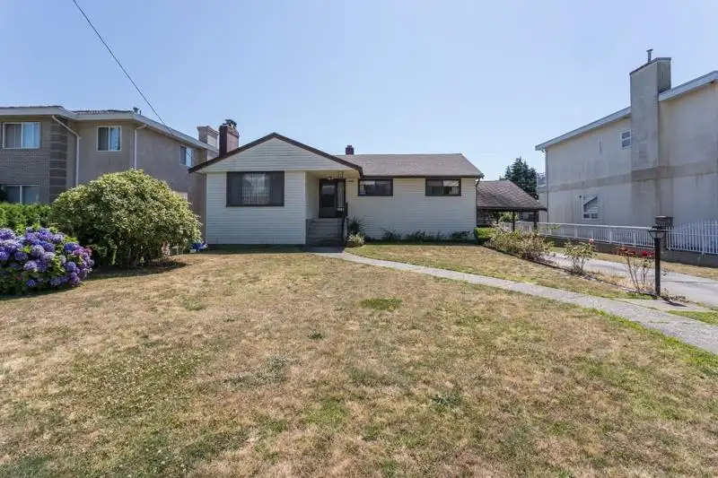 6650 WINCH STREET - photo 1 of 32