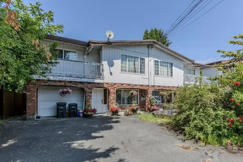 7477 7479 HOLLY STREET - photo 1 of 33