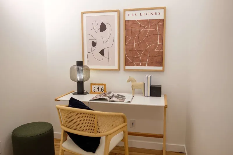 403 9232 UNIVERSITY CRESCENT - photo 3 of 25