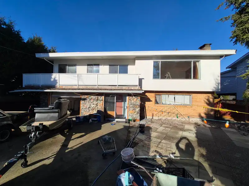 6047 GALBRAITH CRESCENT - photo 1 of 21