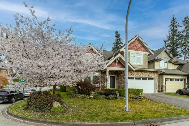 3438 148A STREET - photo 3 of 36