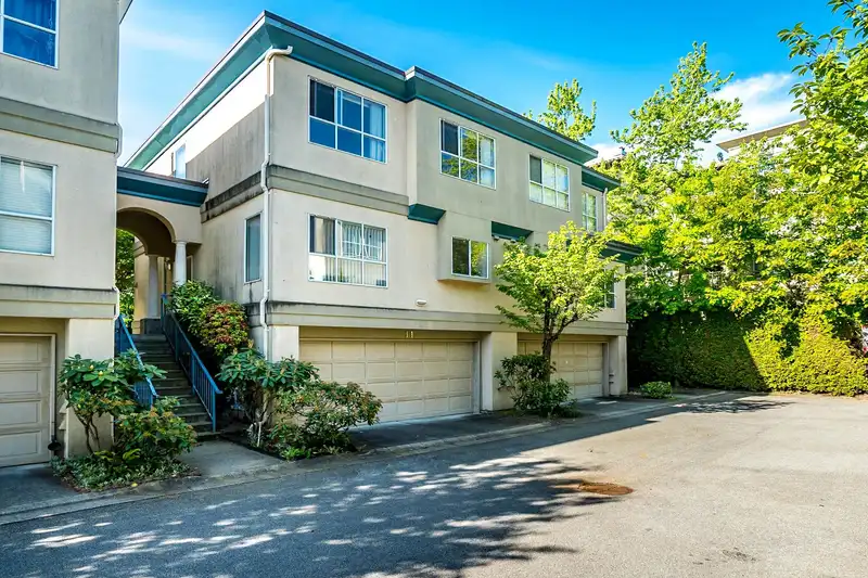 11 8300 JONES ROAD - photo 1 of 40