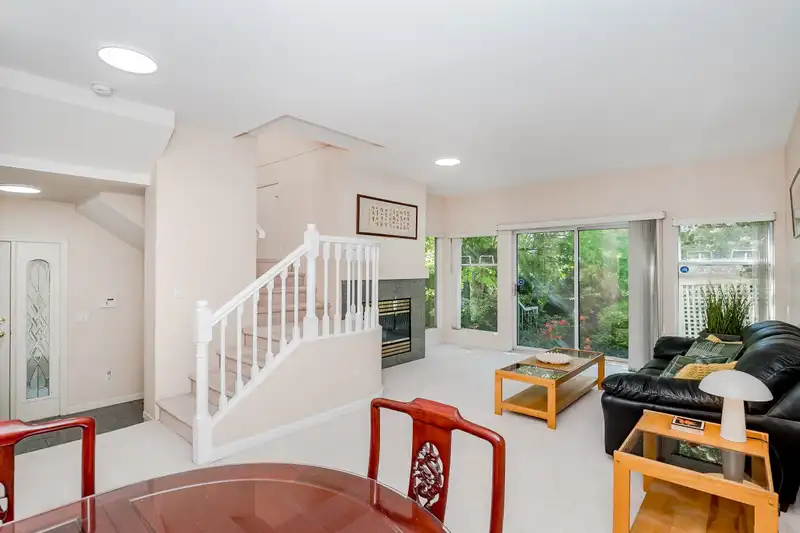 11 8300 JONES ROAD - photo 2 of 40