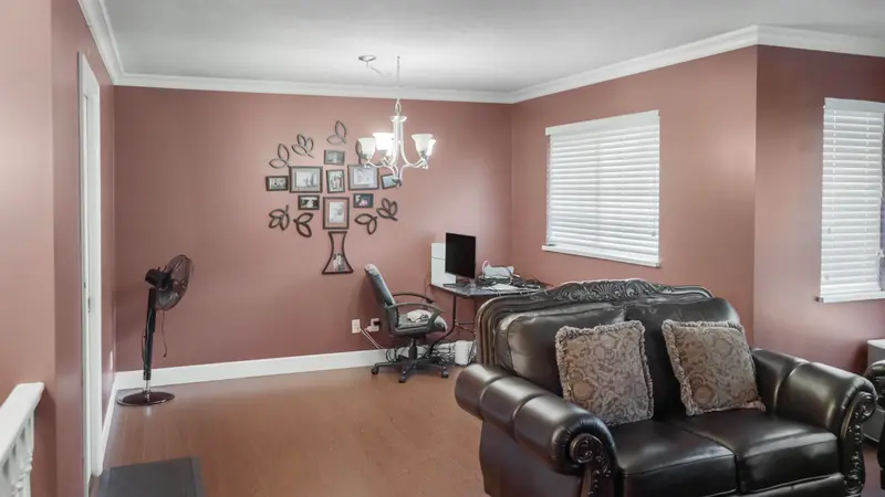 3302 FIRHILL DRIVE - photo 4 of 18