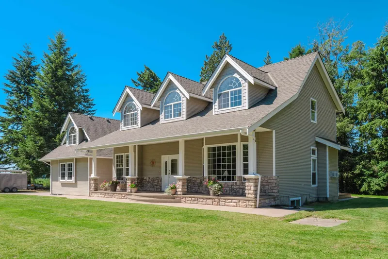 25219 60 AVENUE - photo 3 of 25