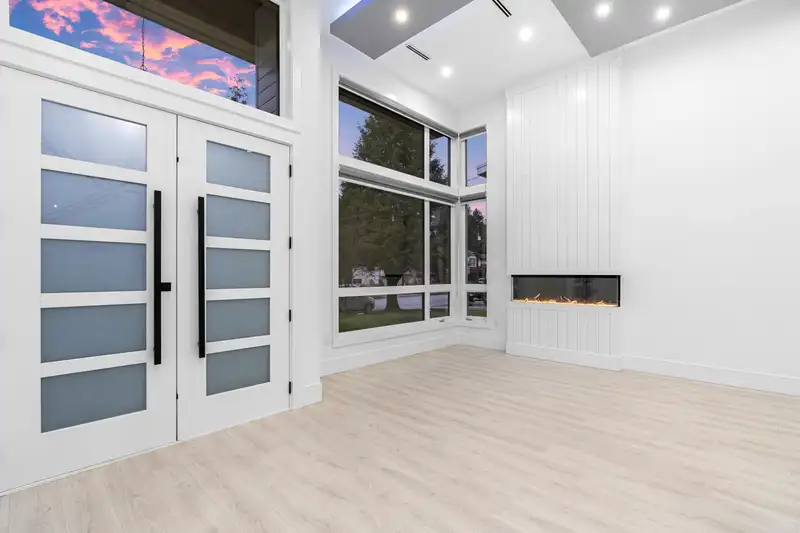 9336 119A STREET - photo 2 of 40