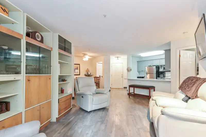 129 22150 48 AVENUE - photo 4 of 19
