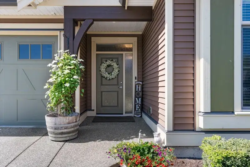 32 45900 SOUTH SUMAS ROAD - photo 2 of 40