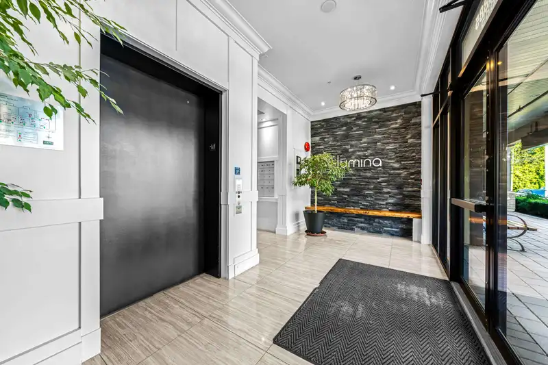 104 14885 60 AVENUE - photo 1 of 14