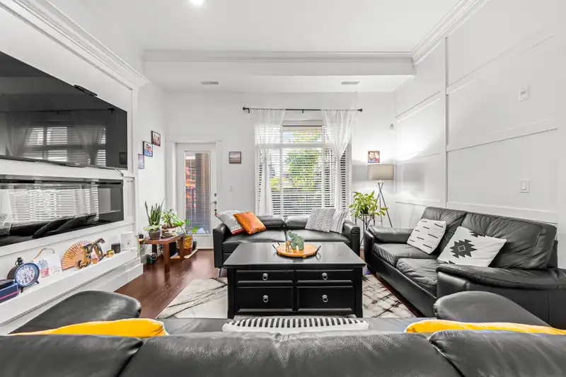 104 14885 60 AVENUE - photo 4 of 14
