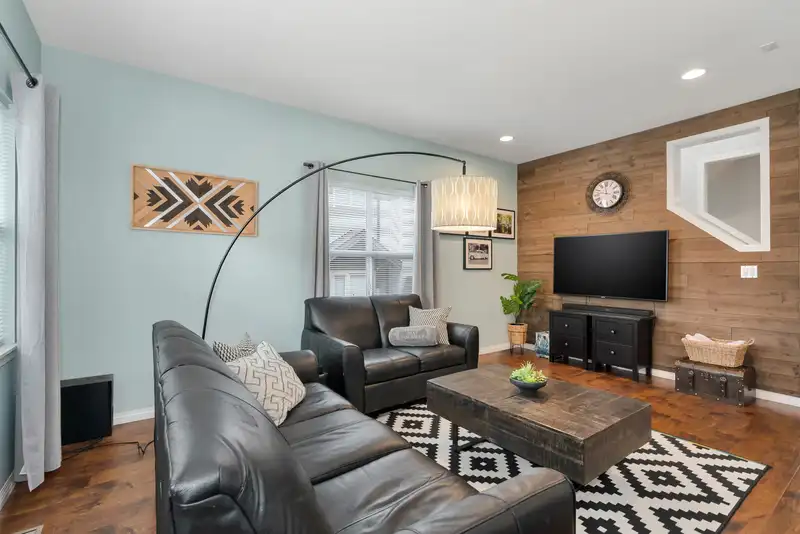 12 1055 RIVERWOOD GATE - photo 1 of 26