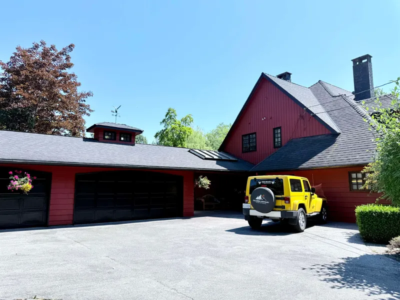 6786 BLENHEIM STREET - photo 2 of 25