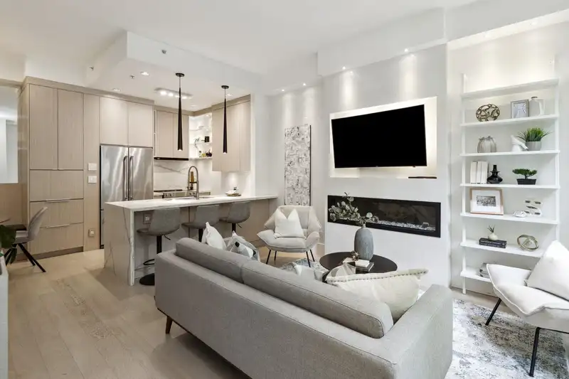 1269 RICHARDS STREET - photo 3 of 19