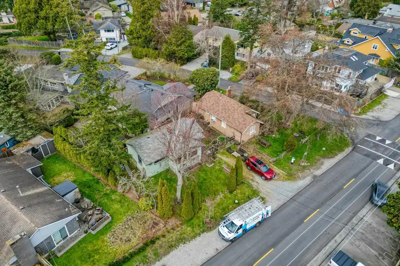1501 BEACH GROVE ROAD - photo 3 of 40