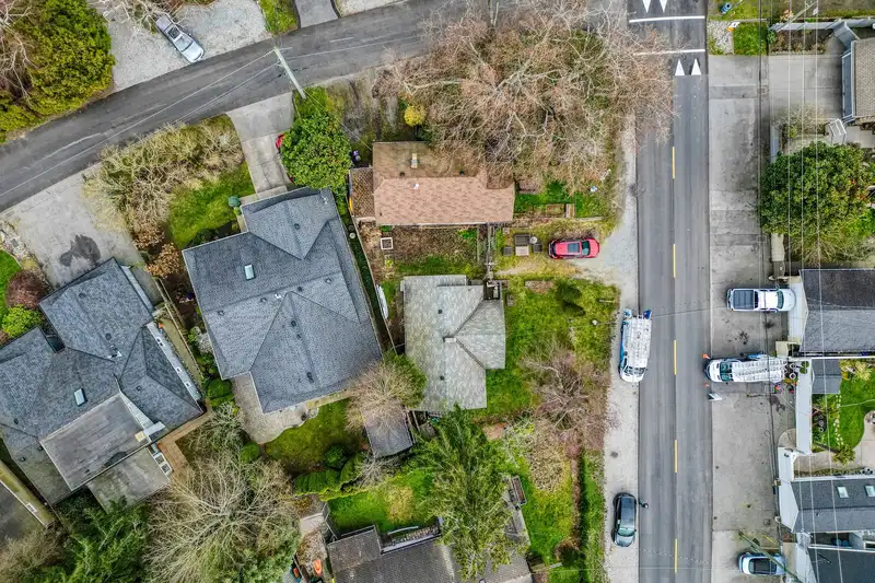 1501 BEACH GROVE ROAD - photo 4 of 40