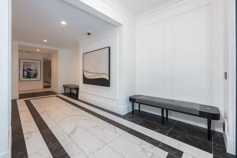 201 8750 UNIVERSITY CRESCENT - photo 2 of 33